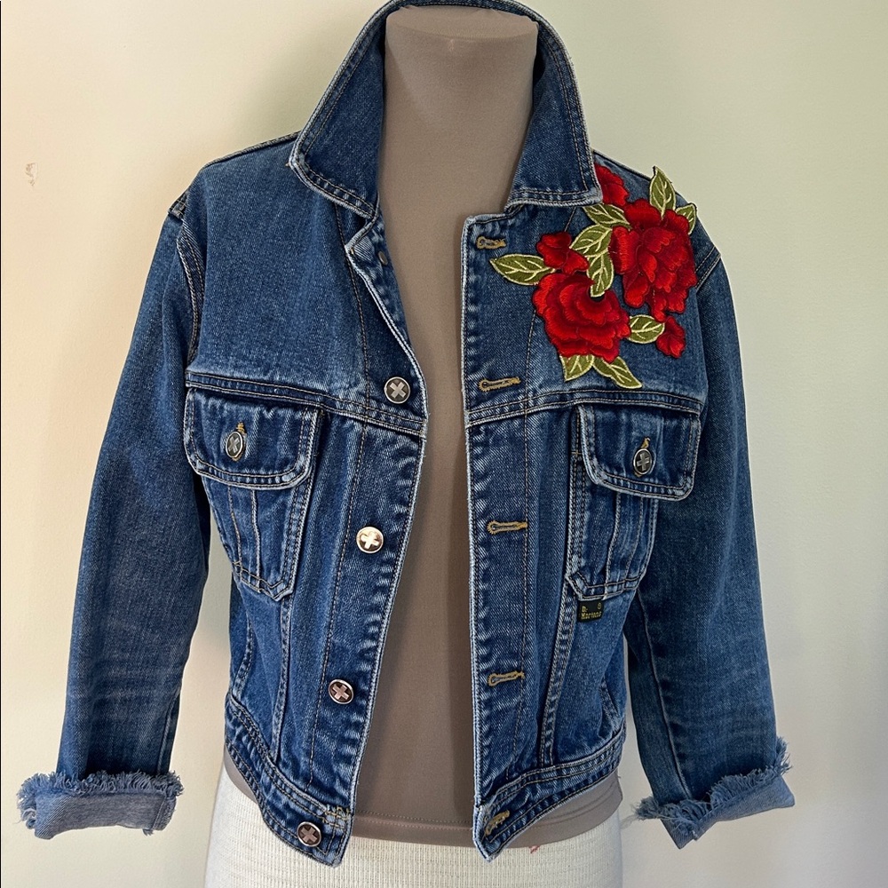 Dr. Martens Custom 
Denim Cropped Jacket